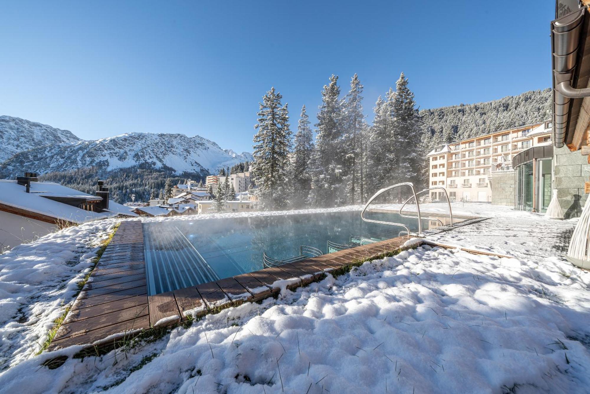 Waldhotel Hotel 4*